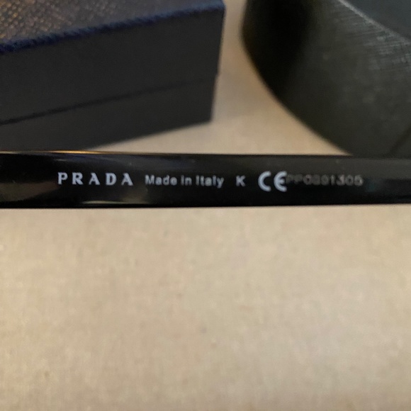 Prada Sunglasses Like NEW main image 4